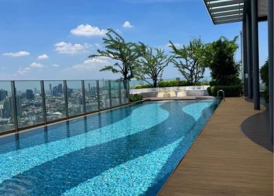 For SALE : Rhythm Sukhumvit 42 / 2 Bedroom / 2 Bathrooms / 78 sqm / 15800000 THB [S11900]