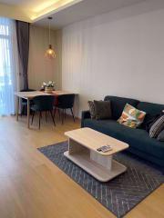 2 bed Condo in Siamese Exclusive Sukhumvit 42 Phra Khanong Sub District C020246