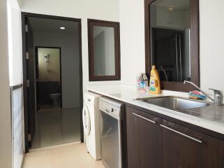 3 bed Condo in Sathorn Gardens Thungmahamek Sub District C020245