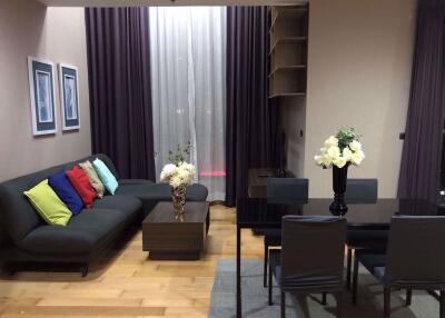 2 bed Duplex in Fuse Sathorn-Taksin Banglamphulang Sub District D020241