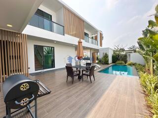 3 Bedrooms House in Palm Lakeside East Pattaya H010928