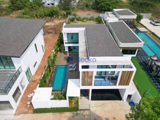 3 Bedrooms House in Palm Lakeside East Pattaya H010928
