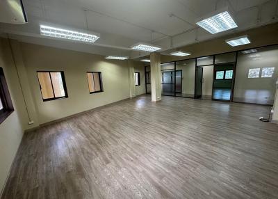 For Rent Bangkok Office Lat Phrao BTS Ha Yaek Lat Prao MRT Phahonyothin Chatuchak