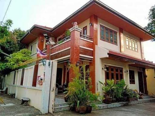For Sale Bangkok Single House Sukhumvit BTS Udom Suk Phra Khanong