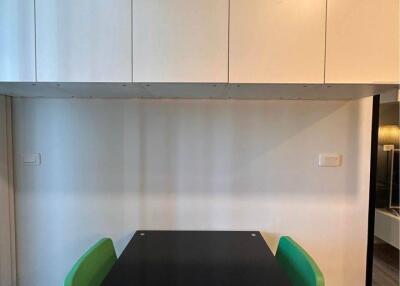 1-BR Condo at The Base Park East Sukhumvit 77 near BTS On Nut