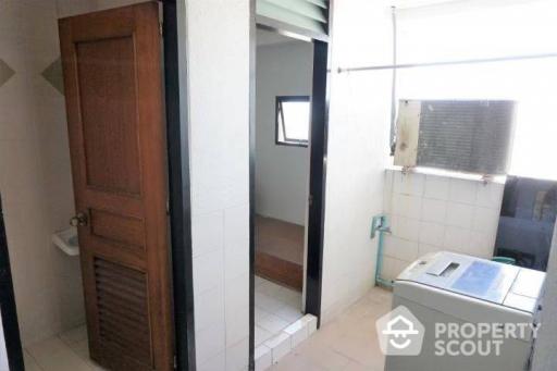 3-BR Condo at President Park Condominium near MRT Queen Sirikit National Convention Centre