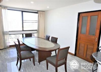 3-BR Condo at President Park Condominium near MRT Queen Sirikit National Convention Centre