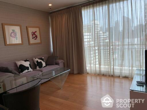 1-BR Condo at Wind Sukhumvit 23 near BTS Asok