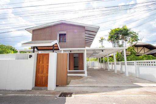 Unfurnished House for Sale at Jed Yod