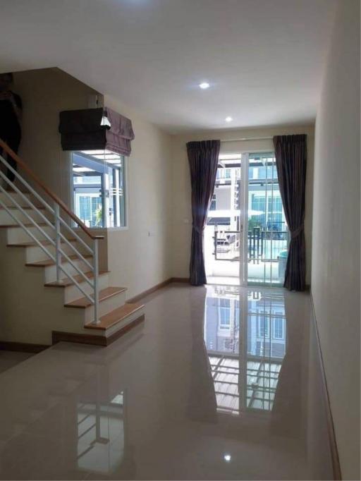 3 bedroom for rent 17900 THB