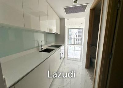 2 Bed 1 Bath  52.39 SQ.M  Hyde Sukhumvit 11