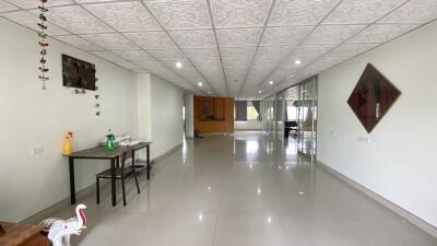 Large Affordable Condo Sukhumvit 49