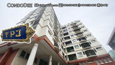 Large Affordable Condo Sukhumvit 49