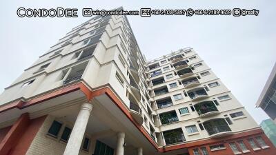 Large Affordable Condo Sukhumvit 49