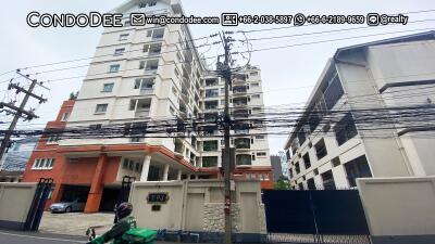 Large Affordable Condo Sukhumvit 49