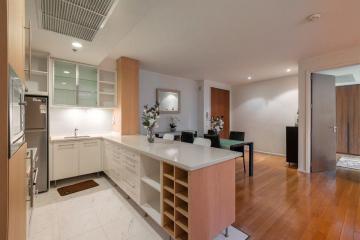 For SALE : The Legend Saladaeng / 2 Bedroom / 2 Bathrooms / 113 sqm / 19500000 THB [S11909]