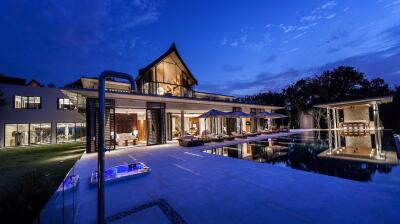 A 7-Bedroom Beach Front Luxury Pool Villa in Cape Yamu