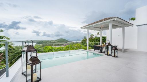 The 3-Storey Modern Duplex with Pool Overlooking Sea View