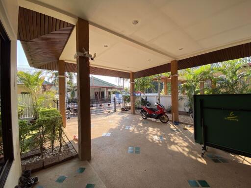 3 Bedrooms House in SP Village 3 East Pattaya H010597