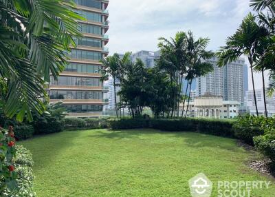 1-BR Condo at 185 Rajadamri near BTS Ratchadamri