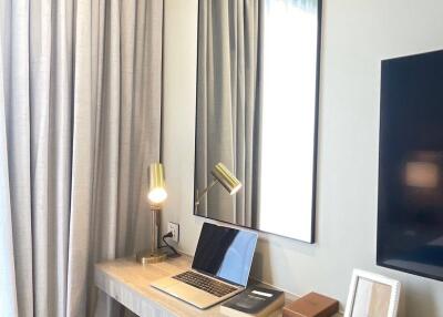 2-BR Serviced Apt. near BTS Phrom Phong