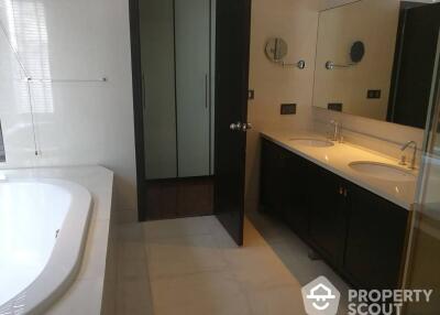 3-BR Condo at The Emporio Place near BTS Phrom Phong (ID 513907)