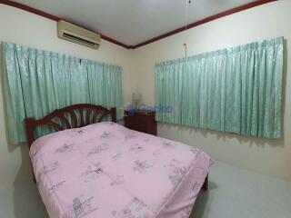 3 Bedrooms House in Chatkaew Village East Pattaya H008377