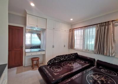 House for sale Q House Avenue Ratchaphruek - Rama 5. 195.7 square wah 5 bedrooms, 5 bathrooms