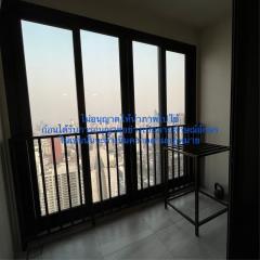 Ashton Asoke  Sukhumvit 21 For rent   50 meter from MRT Sukhumvit   2 Bed 1 Bath Corner room Size