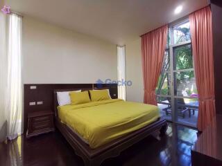 4 Bedrooms House in Nagawari Na Jomtien H008625