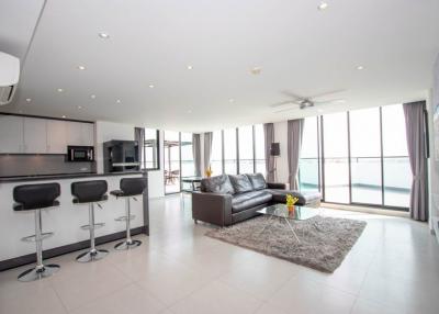 LUXURY 271 SQ.M PENTHOUSE FOR SALE!