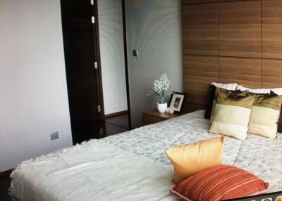 For RENT : Quattro by Sansiri / 2 Bedroom / 2 Bathrooms / 82 sqm / 55000 THB [10924888]