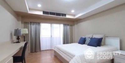 2-BR Serviced Apt. near BTS Surasak