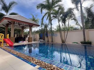 4 Bedrooms House in Baan Dusit Pattaya View Huay Yai H010936