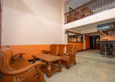 Prime 4-Story Commercial Property in Chiang Mai City: Endless Possibilities!