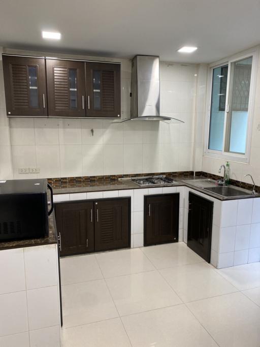 For Rent Bangkok Town House Sukhumvit BTS Phrom Phong Khlong Toei