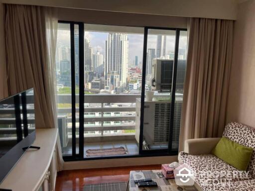 2-BR Condo at Sukhumvit Park Condominium near BTS Asok