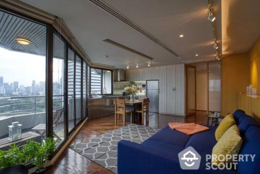 2-BR Condo at Lake Avenue Sukhumvit 16 near BTS Asok