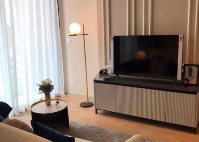 1-BR Condo at Ashton Silom near BTS Chong Nonsi