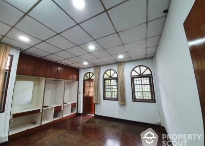 5-BR House near BTS Phrom Phong