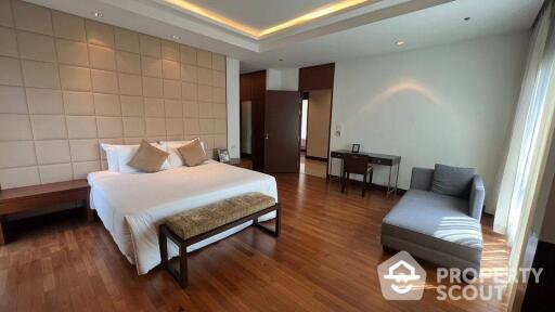 3-BR Apt. near BTS Phloen Chit