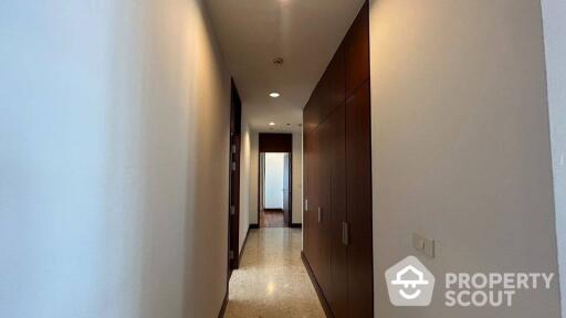 3-BR Apt. near BTS Phloen Chit