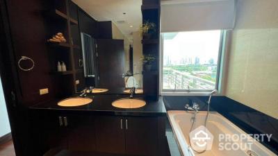 3-BR Apt. near BTS Phloen Chit