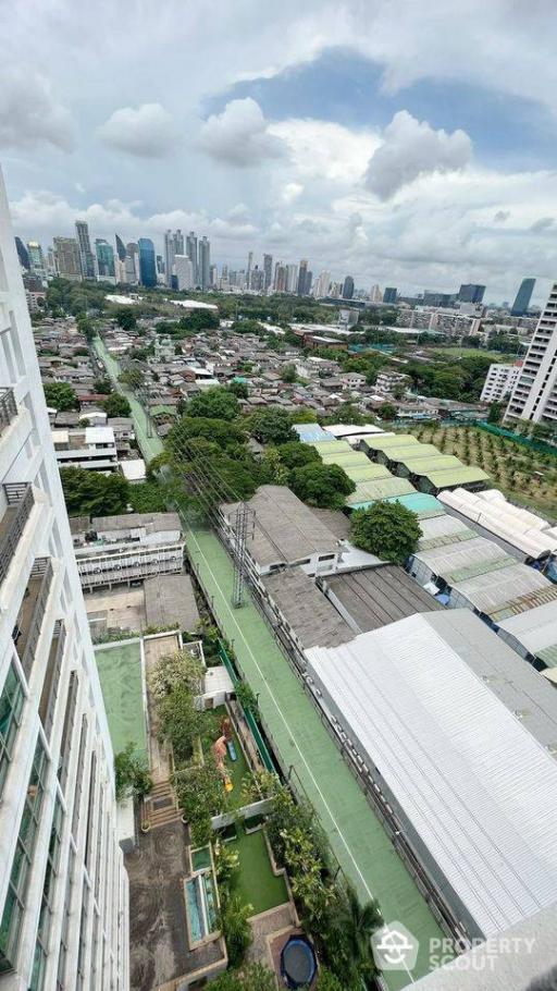 3-BR Apt. near BTS Phloen Chit