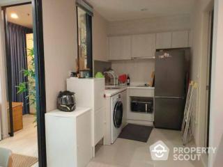 1-BR Condo at Life Asoke near ARL Makkasan