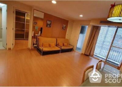 1-BR Condo at The Bangkok Thanon Sub near MRT Sam Yan