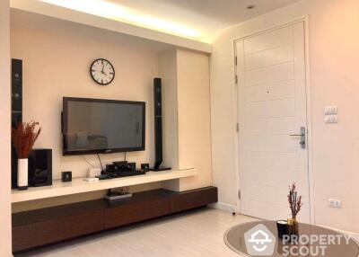 1-BR Condo at The Bangkok Sathorn-Taksin near BTS Krung Thon Buri