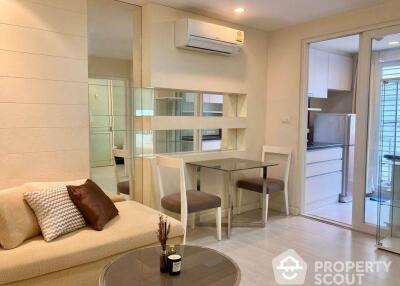 1-BR Condo at The Bangkok Sathorn-Taksin near BTS Krung Thon Buri