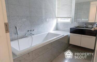 3-BR Condo at Preen By Sansiri near BTS Phloen Chit