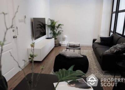 1-BR Condo at Lumpini Suite Sukhumvit 41 near BTS Phrom Phong (ID 391574)